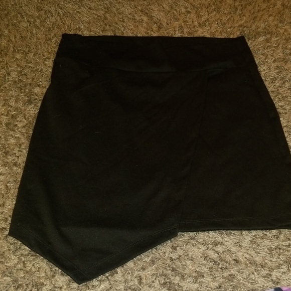 Lily Star Dresses & Skirts - 2for$20 Simple black asymmetrical skirt